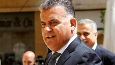 ابراهيم يُغادر الى باريس للقاء نظيره الفرنسي 112112