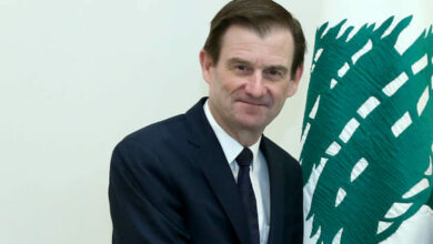 مُغادرة هيل بعد اللقاء مع وهبة دون الإدلاء بأي تصريح 112112