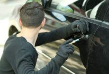 القبض على عصابة سرقة سيارات بكمين محكم في الروشة 112112