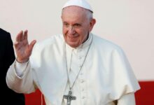 الحريري يلتقي قداسة البابا في هذه الأثناء 112112