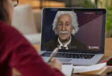 آينشتاين يعود مجدداً للحياة من خلال منصة رقمية 112112