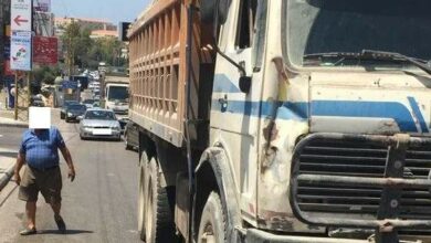 تعطل شاحنة على طريق عام خلدة_الشويفات 112112