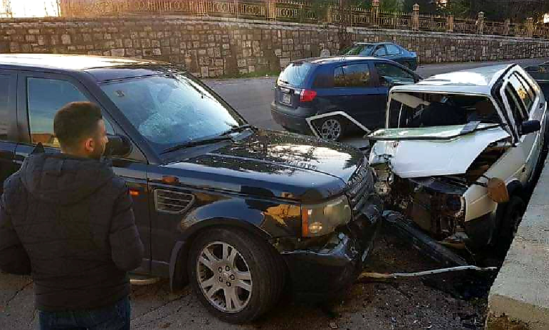 كسروان: جريح بحادث تصادم على طريق عام ريفون 112112