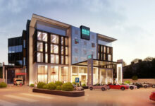 مستشفى يُعلن نفاد جرعات التطعيم والسبب تأخير لقاح استرازينيكا 112112