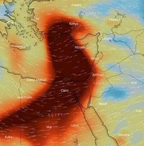كتلة ضخمة جدًا من ثاني أوكسيد الكبريت تعبر منطقة الشرق الأوسط (بالفيديو) 112112