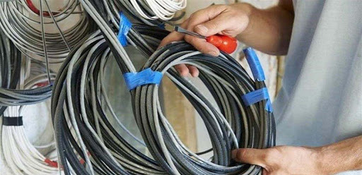 القبض على عصابة لسرقة الكابلات والاسلاك الكهربائية في الشوف وعاليه 112112