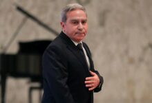 وزير السياحة: تعرفة الفنادق ستُأخذ من الاجانب بالعملة الاجنبية 112112