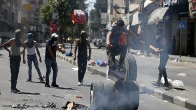 الفلسطينيون يتصدون لقوات الإحتلال والمستوطنين في قرية المغيّر 112112