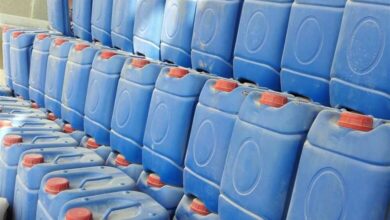 القبض على شبكة تمتهن تعبئة زيوت مغشوشة للسيارات داخل عبوات لماركات عالمية 112112