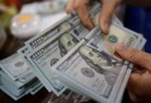 تعديل آلية بيع الدولار بالسعر الرسمي مقابل الليرة 112112