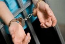 قام بتعذيب طفله إبن الـ 3 سنوات ما أدّى لنقله الى المستشفى وقُبض عليه مُعترفاً بفعلته 112112