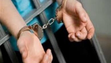 قام بتعذيب طفله إبن الـ 3 سنوات ما أدّى لنقله الى المستشفى وقُبض عليه مُعترفاً بفعلته 112112