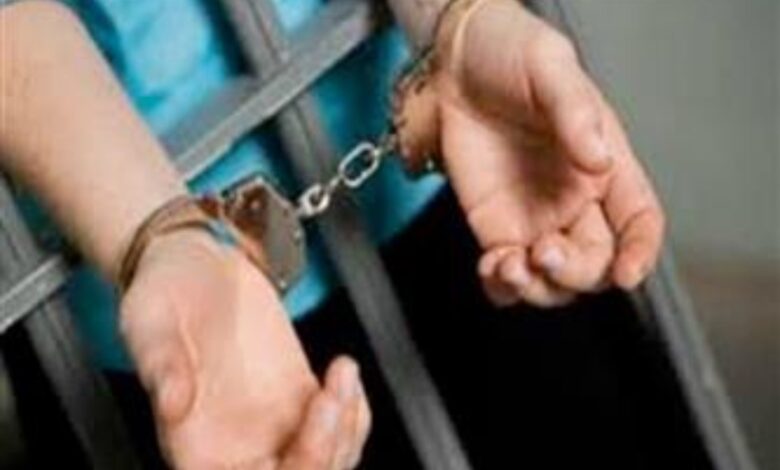 قام بتعذيب طفله إبن الـ 3 سنوات ما أدّى لنقله الى المستشفى وقُبض عليه مُعترفاً بفعلته 112112