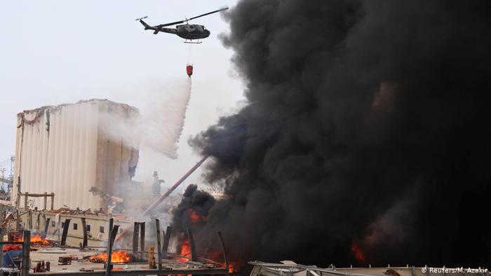 حريق اندلع بأرض خالية في حرم مرفأ بيروت والتحقيق جار لمعرفة أسبابه 112112