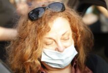 القاضية عون دخلت بهو شركة Prosec يرافقها عناصر من أمن الدولة 112112