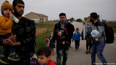 المفوضية الأوروبية: يجب مساعدة تركيا في قضية اللاجئين السوريين 112112