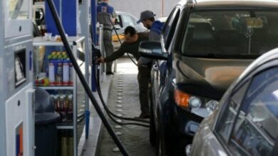 النبطية: إجبار 4 محطات على بيع البنزين للمواطنين 112112