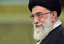 السيد الخامنئي: الفائز الأكبر في الإنتخابات هو الشعب الإيراني الذي وقف في وجه الدعاية الإعلامية لمرتزقة العدو 112112