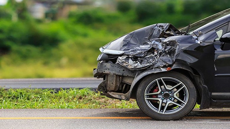 جريح نتيجة تصادم بين 3 سيارات على اوتوستراد حالات المسلك الغربي 112112