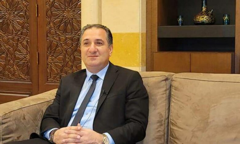 وزير الإتصالات إستقبل سفير اليابان والنائب البعريني 112112