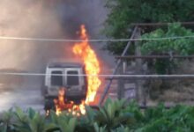 بعد محاولات يائسة لتأمين البنزين حاول إحراق سيارته أمام محطة للوقود على طريق حلبا 112112