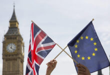 الاتحاد الأوروبي و الولايات المتحدة يعلّقان لخمسة أعوام الرسوم الجمركية العقابية المتبادلة 112112