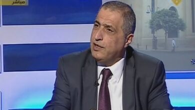 النائب هاشم: ماذا فعلتم أمام ارتفاع سعر الدولار الذي استمر محلقًا 112112