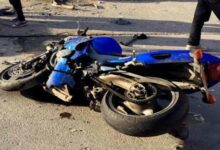 تصادم بين سيارة ودراجه نارية محلة صور قرب الثكنة نتج عنه جريح في الساعة 11 112112