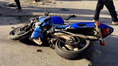 تصادم بين سيارة ودراجه نارية محلة صور قرب الثكنة نتج عنه جريح في الساعة 11 112112