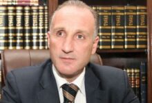 الأسعد : كيف لهذه السلطة أن تنسب لنفسها تحقيق إنجازات من جيوب الناس 112112