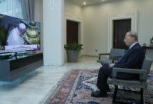 الرئيس عون يتابع مباشرة عبر شاشة التلفزيون الصلاة من أجل لبنان 112112