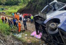 34 شخصًا لاقوا مصرعهم بعد سقوط حافلة في واد جنوب شرق بوليفيا 112112