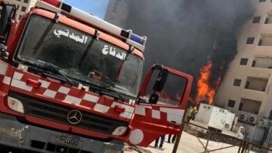 إخلاء السكان من مبنى في بئر حسن بسبب حريق شبّ داخل غرفة للتغذية الكهربائية 112112