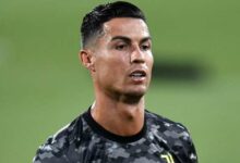 من هو العملاق الوحيد الذي يُفاوض على رونالدو؟ 112112