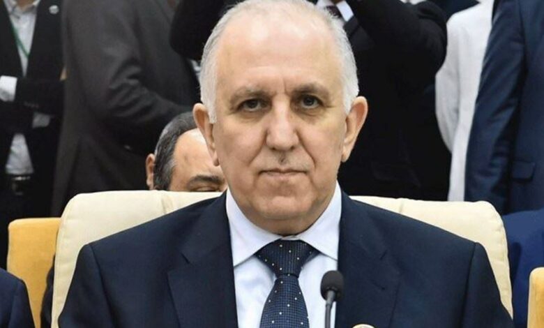 الوزير فهمي يُقدم العزاء لأبناء عكار 112112