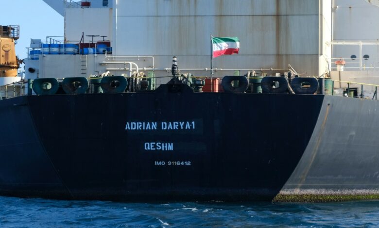 إيران: سفينة الوقود الإيرانية ستواصل إبحارها باتجاه لبنان 112112
