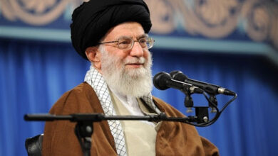 خامنئي: الإنتخابات تمت بسلاسة وهدوء وأمن وهذا مؤشر على التنوع السياسي 112112