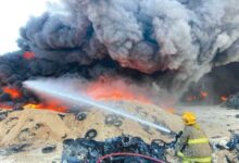 إخماد حريق إطارات في كورنيش النهر 112112