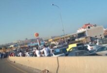 قطع طريق الدامور من قبل محتجين 112112