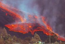 الحمم البركانية على جزيرة لا بالما الإسبانية وصلت إلى المحيط الأطلسي 112112