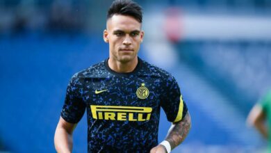 ما صحّة اهتمام برشلونة بالتعاقد مع مارتينيز؟ 112112