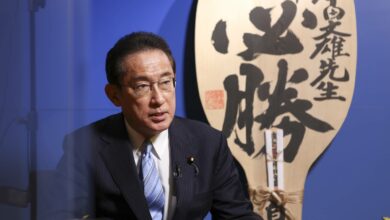 إنتخاب فوميو كيشيدا رئيسًا للحزب الحاكم في اليابان 112112