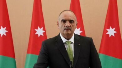 رئيس الوزراء الأردني: لدينا اهتمام بدعم إستقرار لبنان وإعادة نهضته 112112