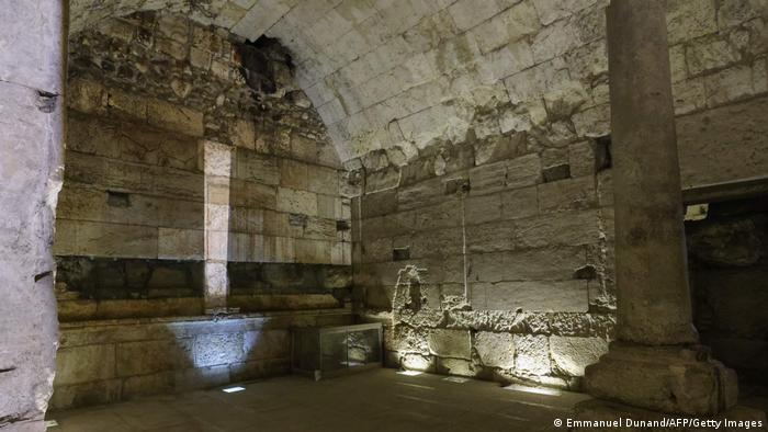 2,000-year-old banquet hall in Jerusalem