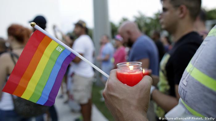 USA Schießerei in Orlando, Pulse Nightclub - Trauer in Miami Beach USA Schießerei in Orlando, Pulse Nightclub - Trauer in Miami Beach