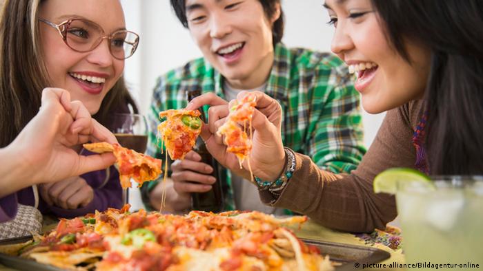 Symbolbild Nahrung teilen