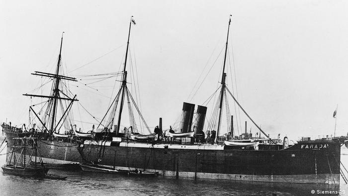 Siemens cable ship Faraday (Siemens AG)