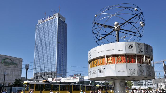 Berlin - Die schönsten Uhren Europas (picture-alliance/Bildagentur-online/Schöning)