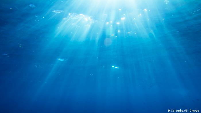 Light under water Light under water