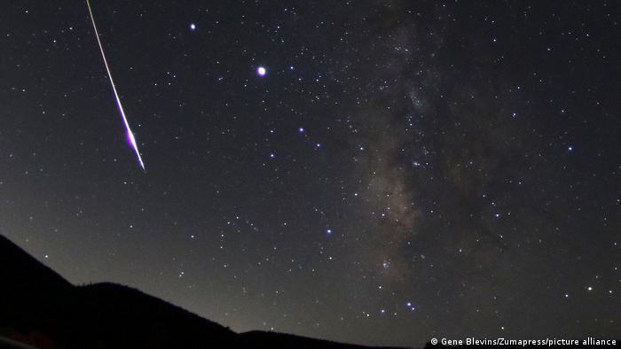 زحل والمشتري في سماء الليل في أغسطس/ آب 2020